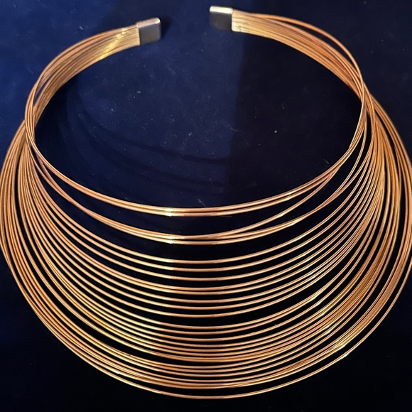 Vintage Gold tone & Green Rhinestone Jewelry Set-Brooch, Necklace & Earrings - Picture 8 of 12